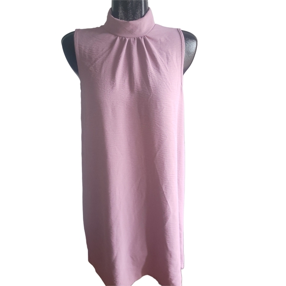 Pentagone Dresses & Skirts - Pentagone Sleeveless Pink Mock Neck Shift Dress M